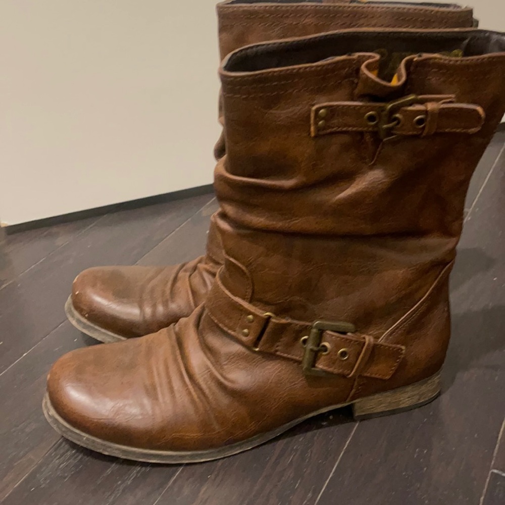 Womens CARLOS Ashley boots sz 9